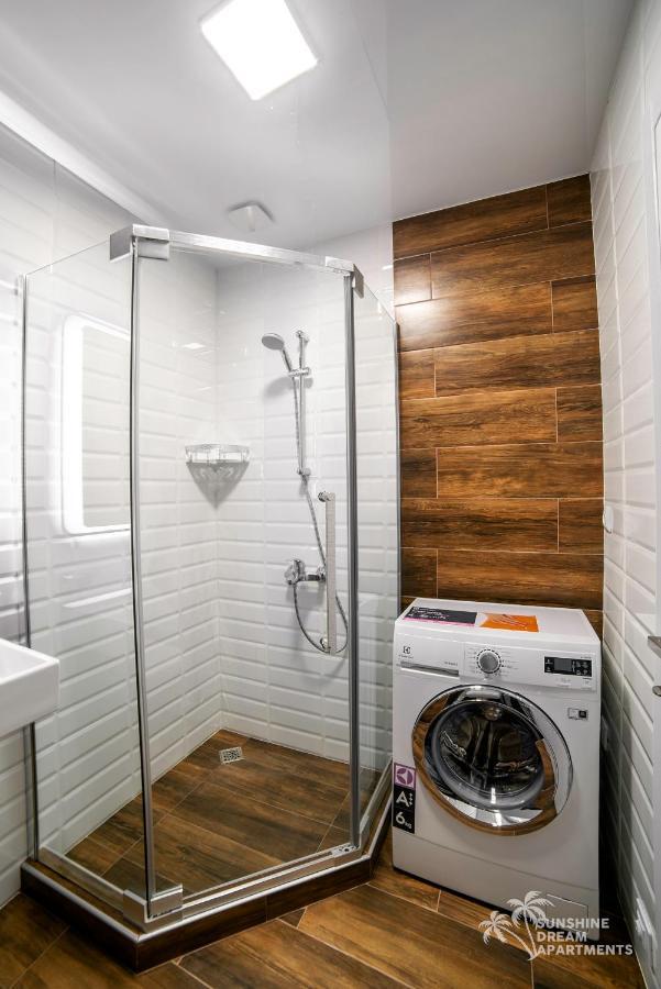 Sunshine Apartments Orbi Beach Tower Батумі Екстер'єр фото